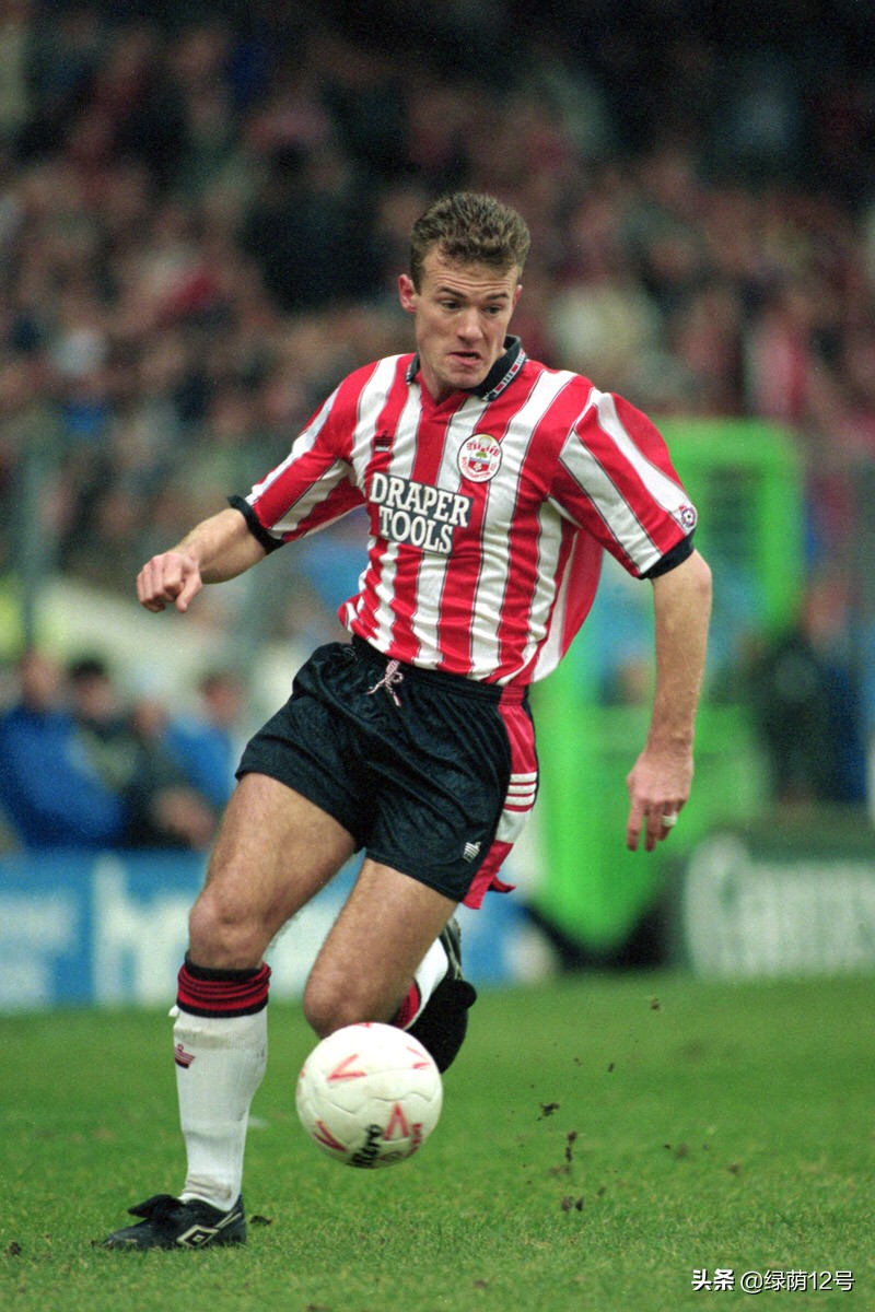 世界足球顶级球星,fifaonline3阿兰希勒名人堂