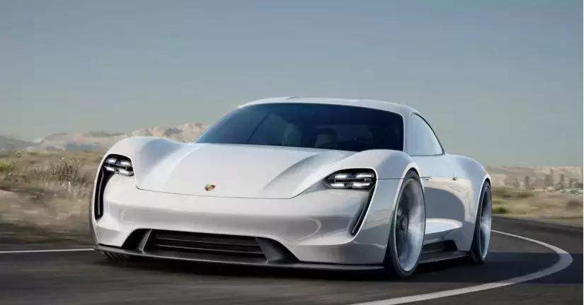 为什么一坐电动汽车就头晕想吐,坐电动轿车头晕恶心怎么回事