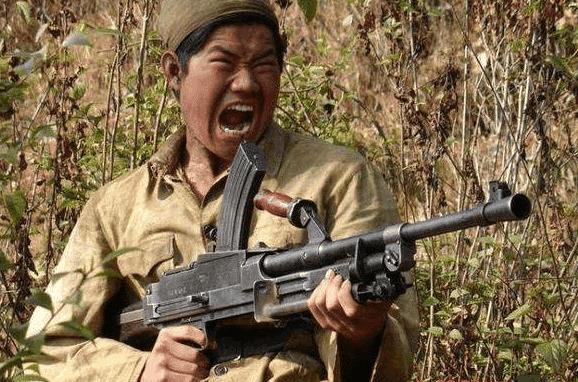 美国最真实的枪战片,美国枪战大片经典片段