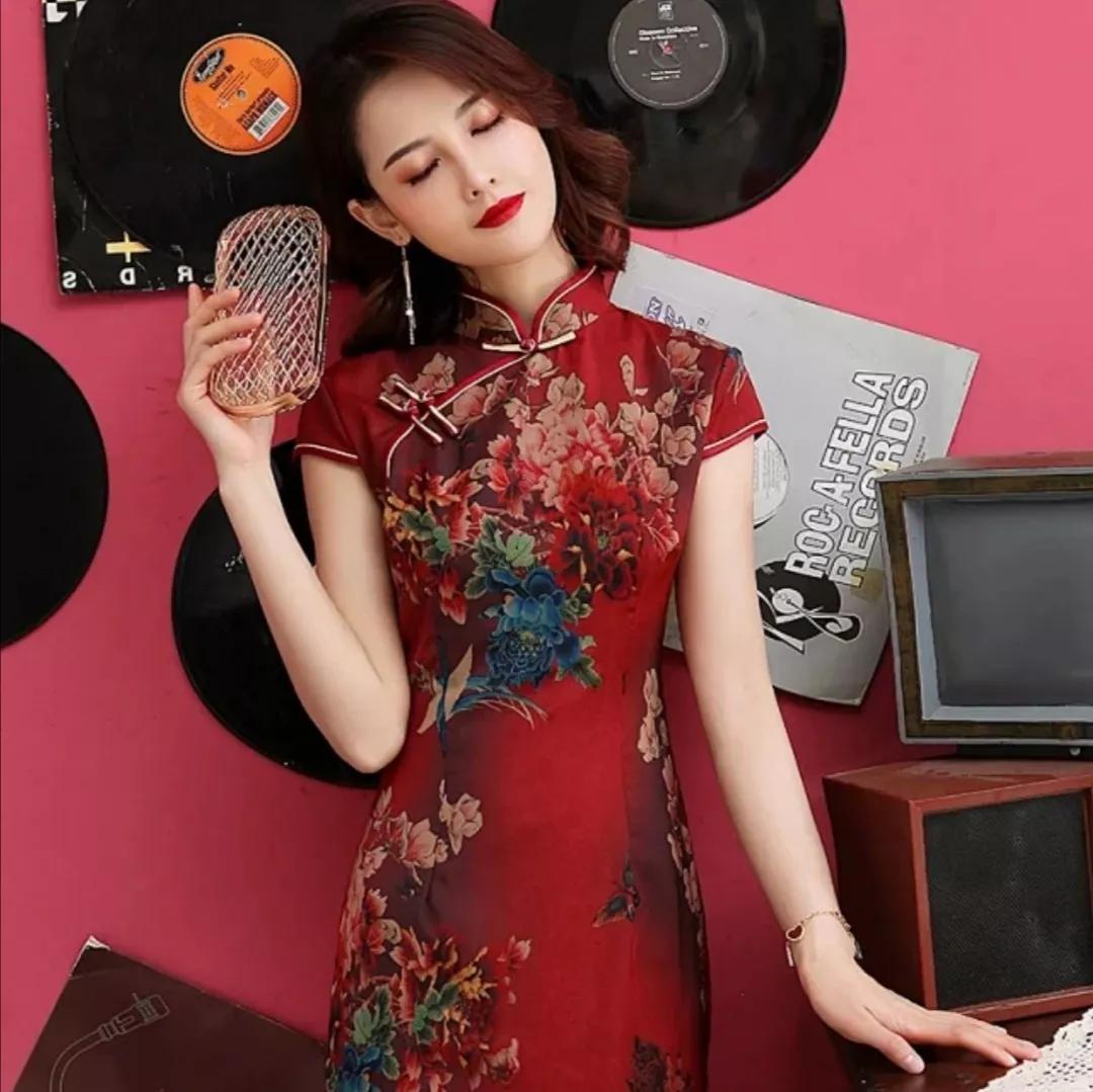 香云纱的旗袍怎么介绍,喜欢香云纱高端大气上档次