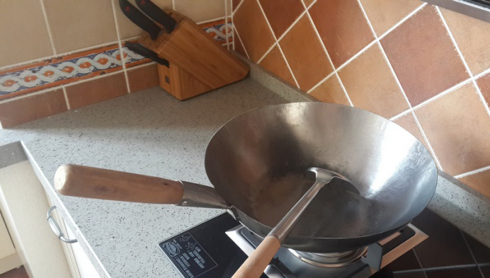 陈枝记和苏泊尔铁锅,山田锅好还是陈枝记好