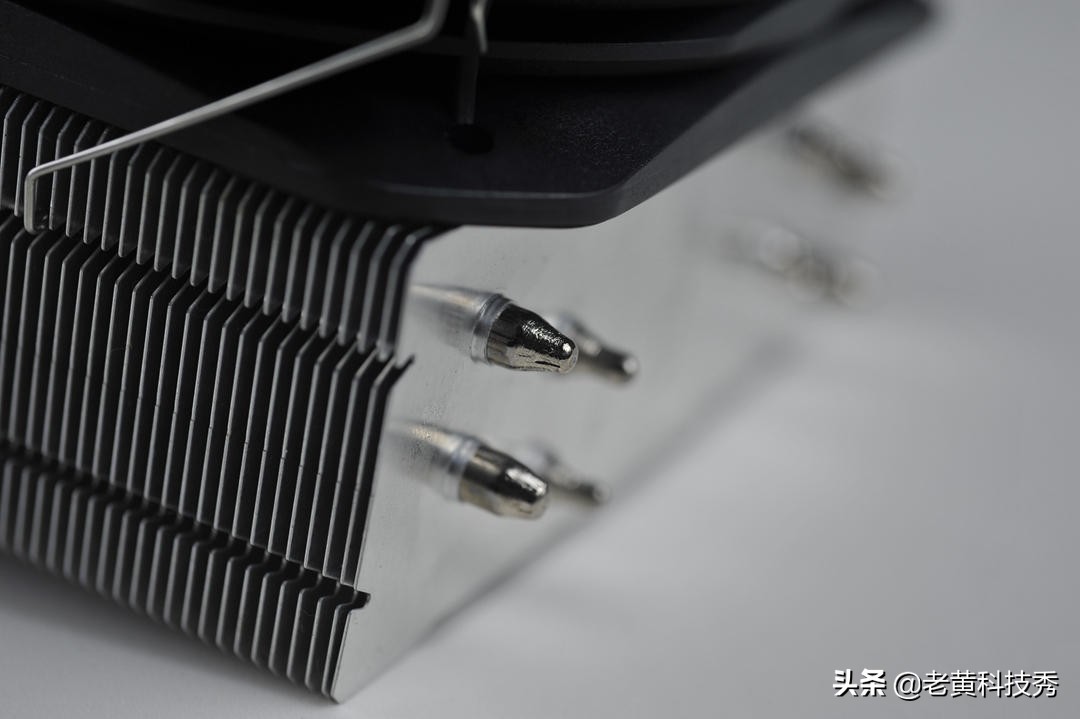 百元出头的散热号称能压5.0G的i7？我测完差点笑出声