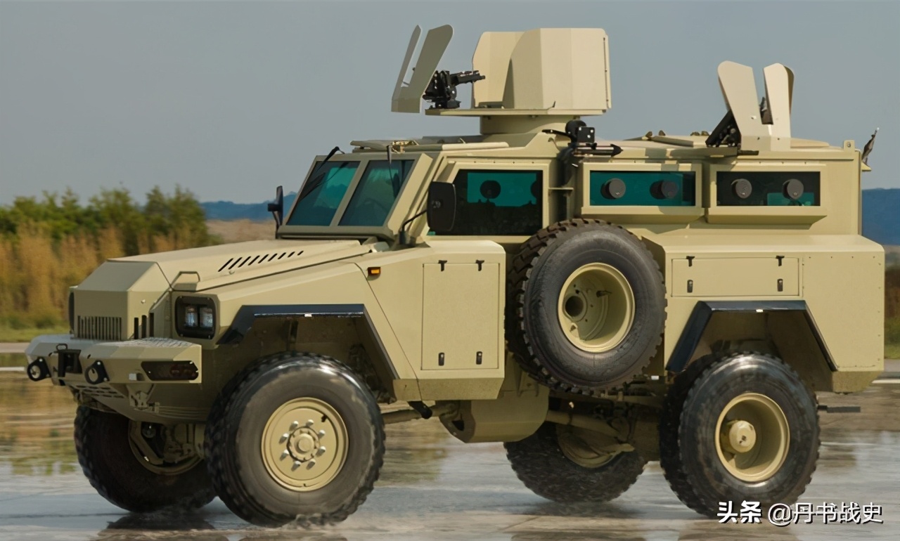 曼巴轻型装甲运兵车,南非曼巴装甲车