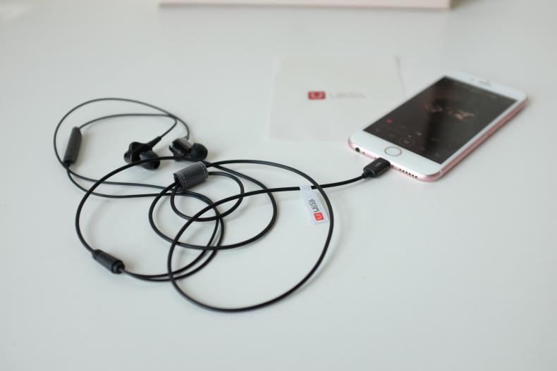 iPhone专属,双动圈耳机评测