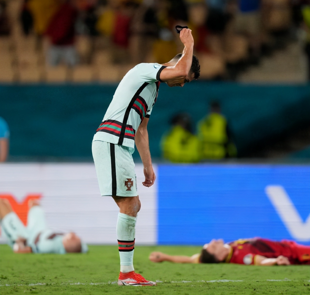 欧洲杯小组赛直播荷兰比赛,欧洲杯2024直播荷兰上半场