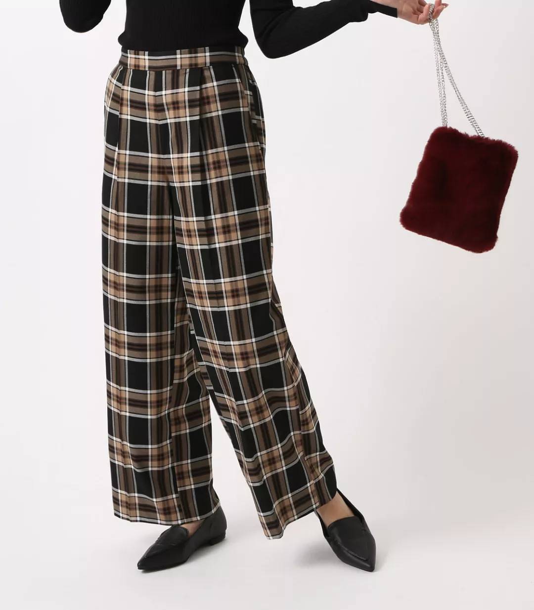 SLY、moussy、RCS等品牌杂志揭载:三吉彩花“东京都市物语”