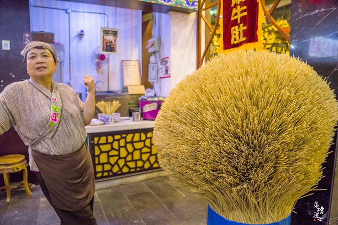 开封不要门票的小吃街,开封有个室内的小吃街