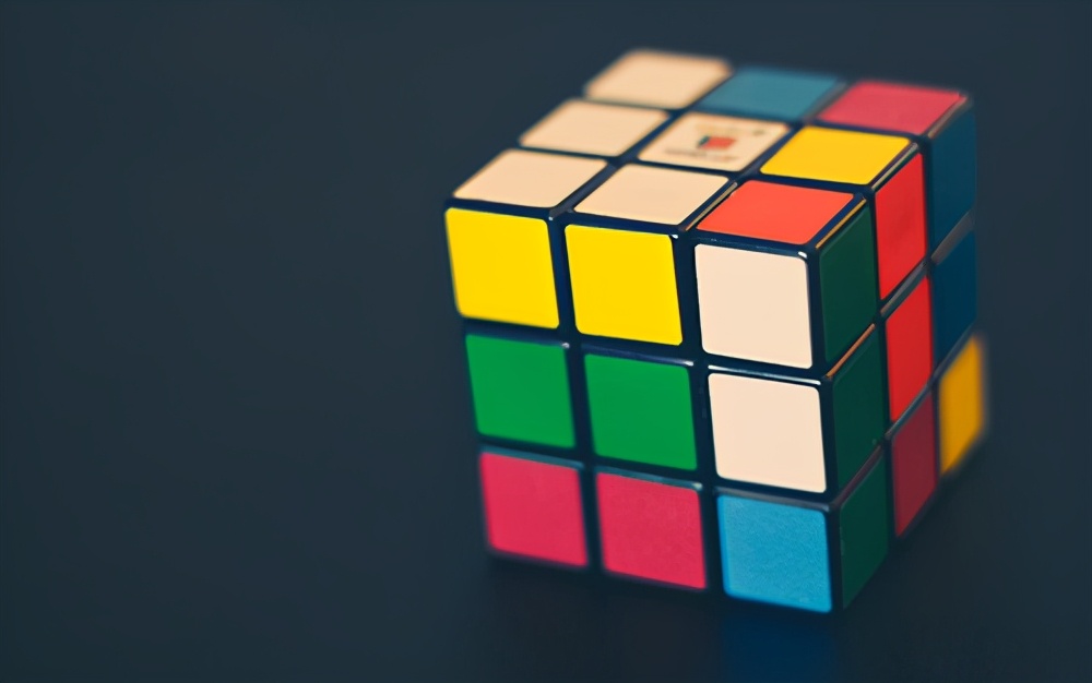 魔方教程公式口诀七步完全还原,魔方教程公式口诀第七步