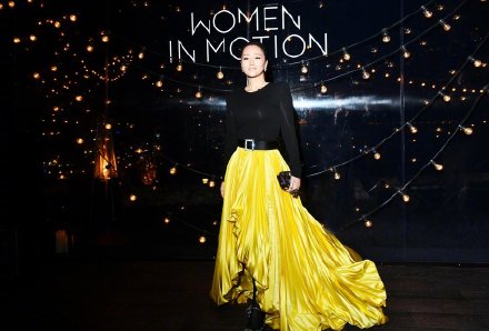 90后关晓彤娜扎抢占戛纳,戛纳关晓彤全部造型