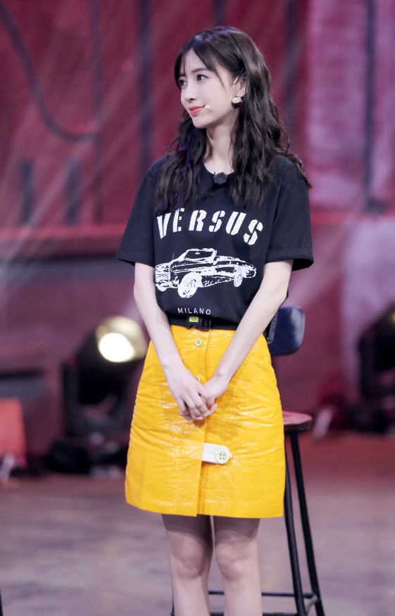 杨颖亮片裤子,杨颖白色裤子