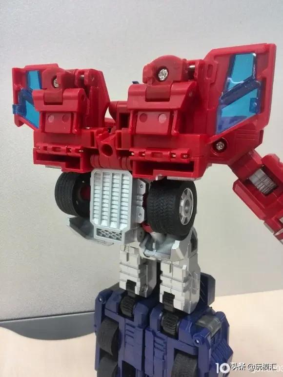 擎天柱电影版ls03玩具,03岁的玩具