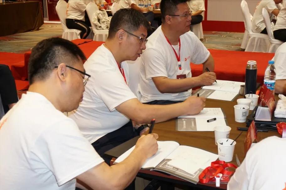 当销售主管压力大,销售总监该怎么做