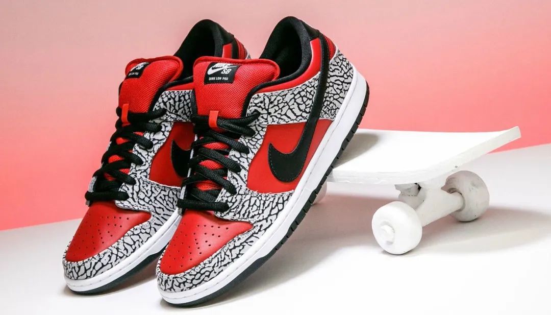 90年代的潮人,90后的卑微青春