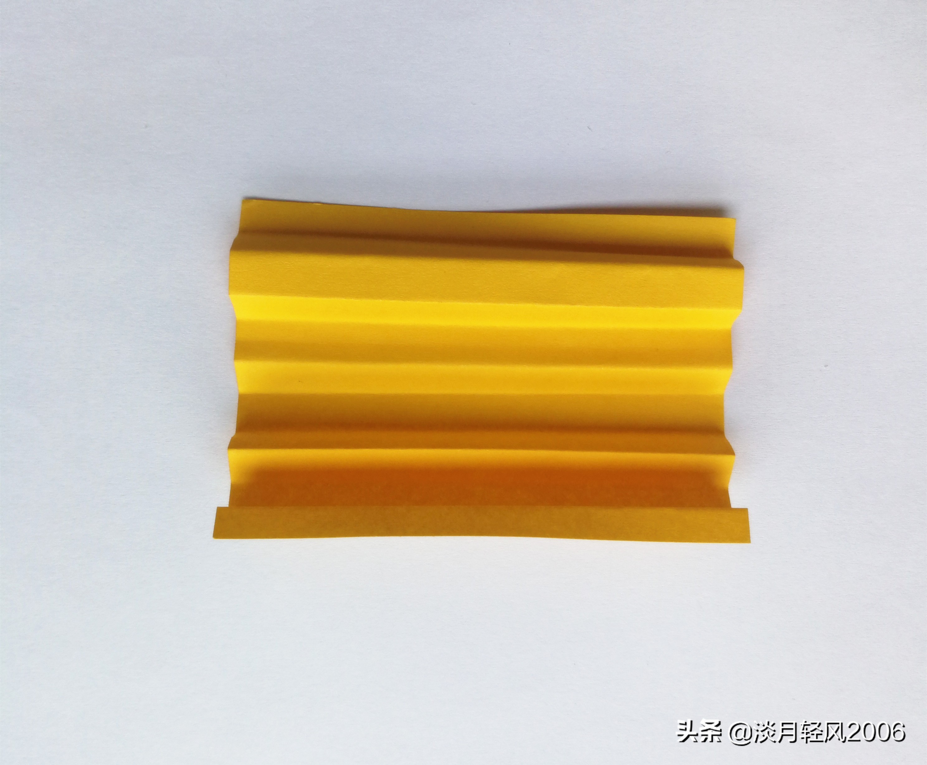 不需要剪刀用卡纸怎么做蝴蝶结,长方形卡纸蝴蝶结怎么折慢教程