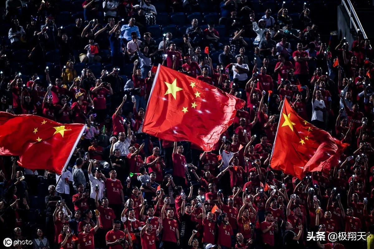 u23国足2-1马来西亚张玉宁点射,u22张玉宁完整视频