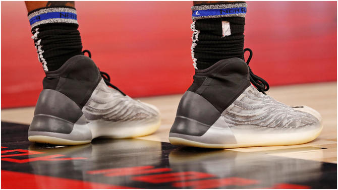 2021年季后赛伦纳德上脚球鞋,伦纳德今日上脚球鞋