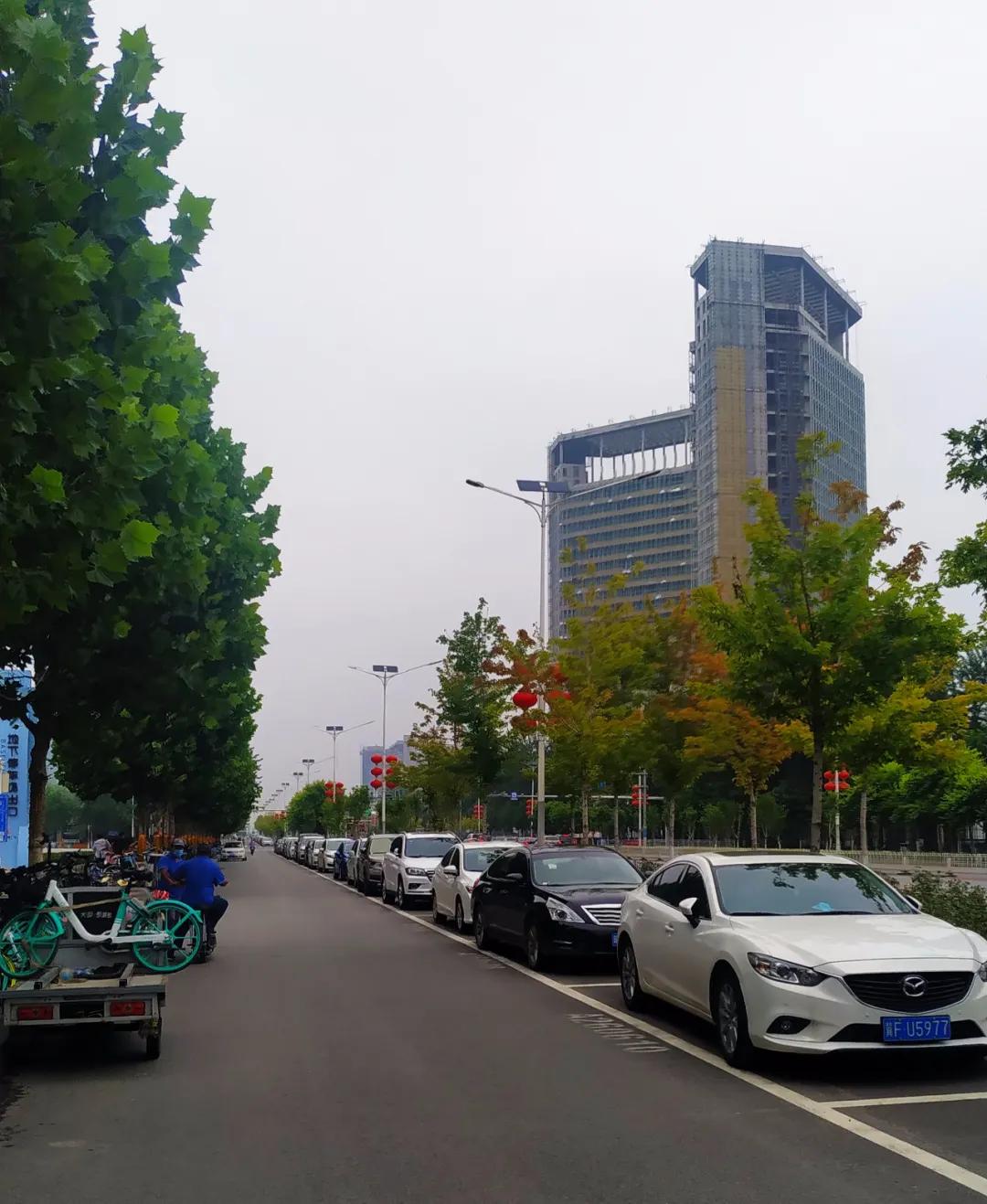 通过价格杠杆来缓解园区停车压力,市场杠杆与经营杠杆