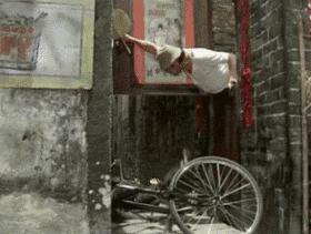 这个手势代表什么意思,中指无名指弯曲这个手势什么意思