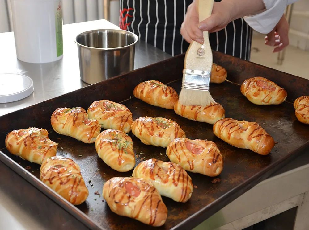 副业赚钱3500,月薪30000副业