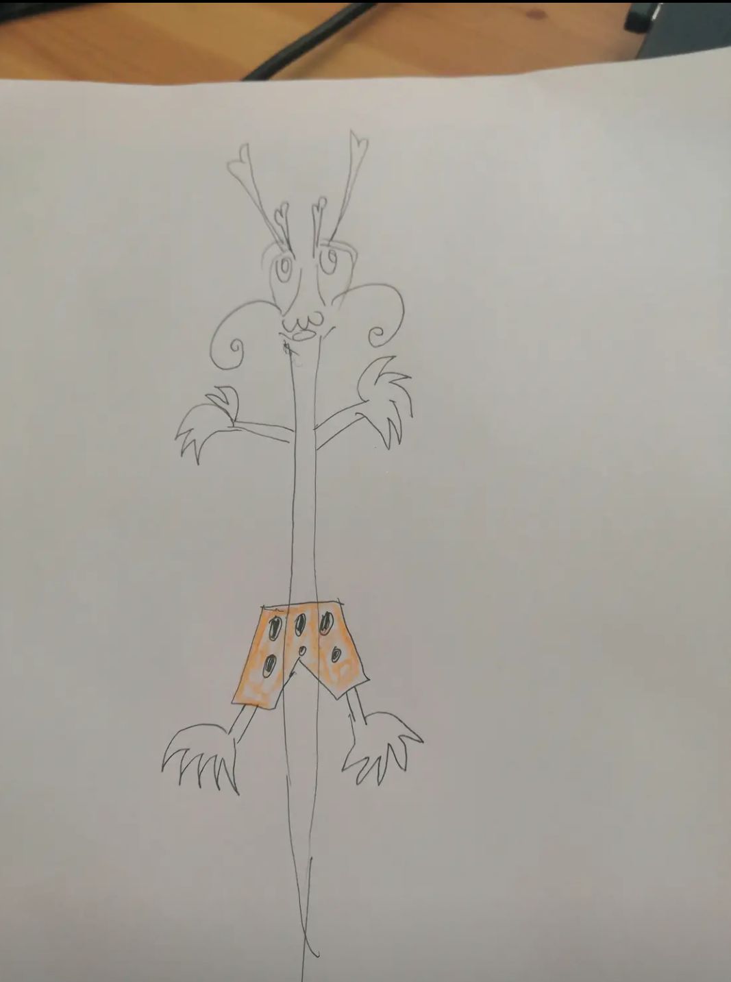 鞋子吊牌不拆,为什么穿鞋子不拆吊牌