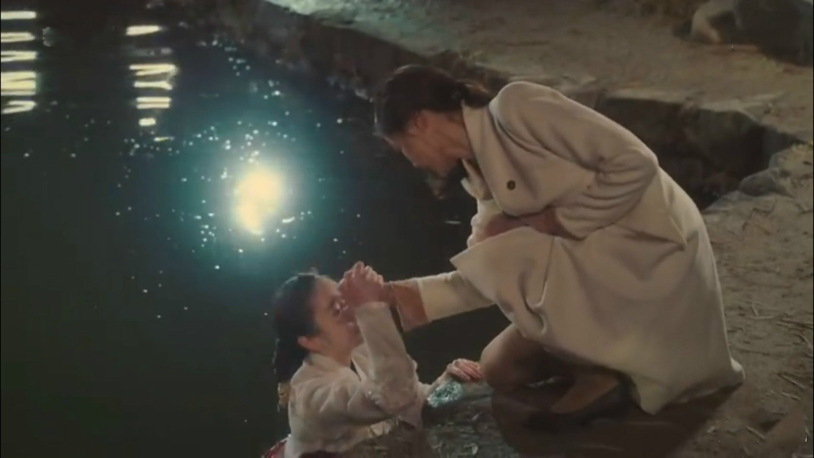 皇后的品格渣皇去世,皇后的品格皇后手撕渣皇