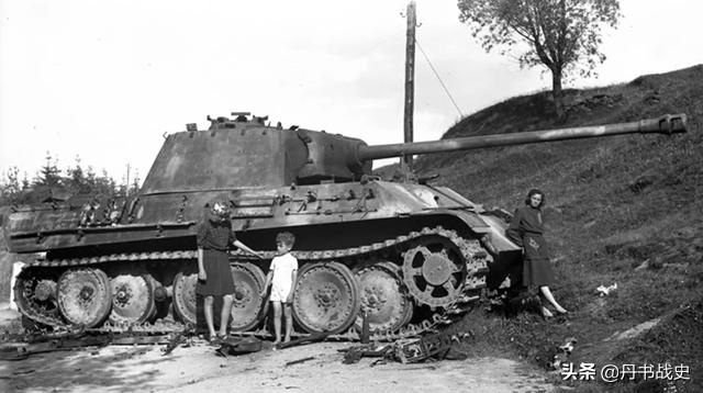 黑豹坦克的缺点,黑豹坦克是什么时候造出来的