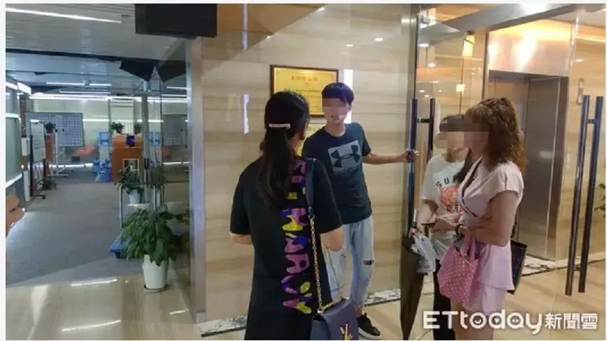 12名分析师被抓后续,12名股票分析师被抓