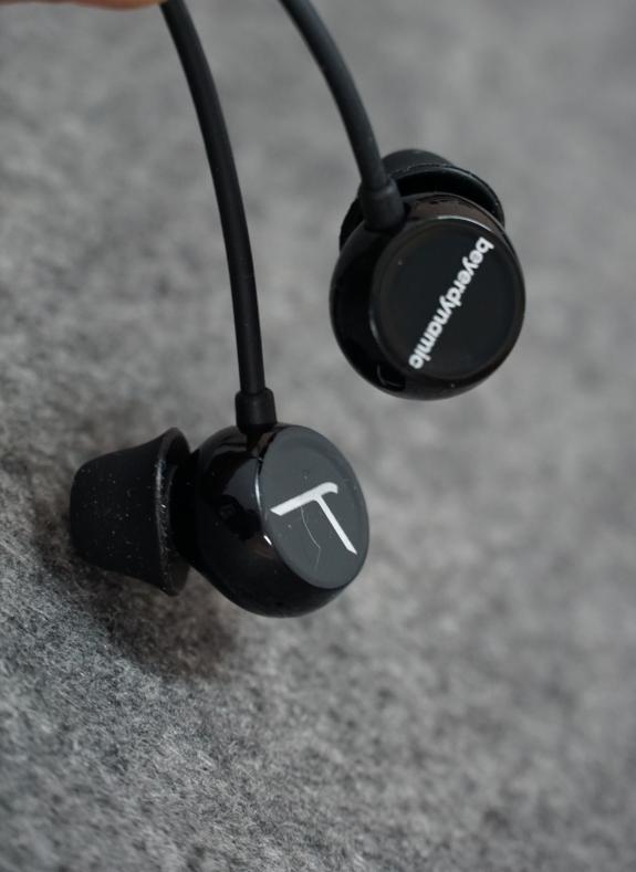 拜亚入门耳机推荐,拜亚耳机880和900的区别