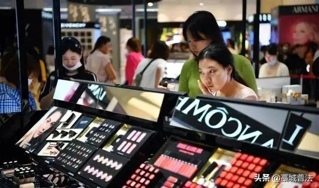 新版征信信用卡什么时候上报,规范用卡短信提醒