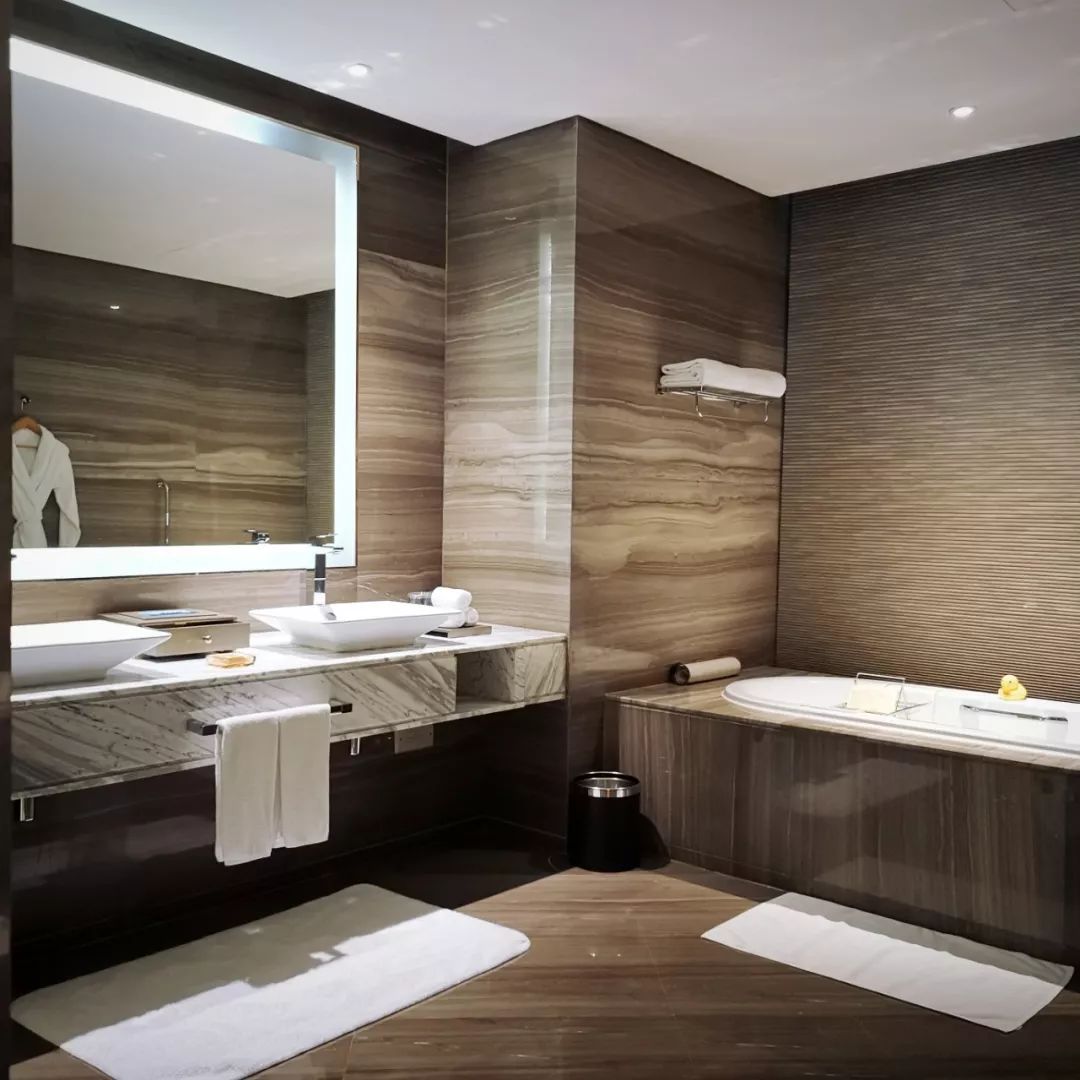 成都希尔顿酒店是几星级,成都希尔顿酒店集团