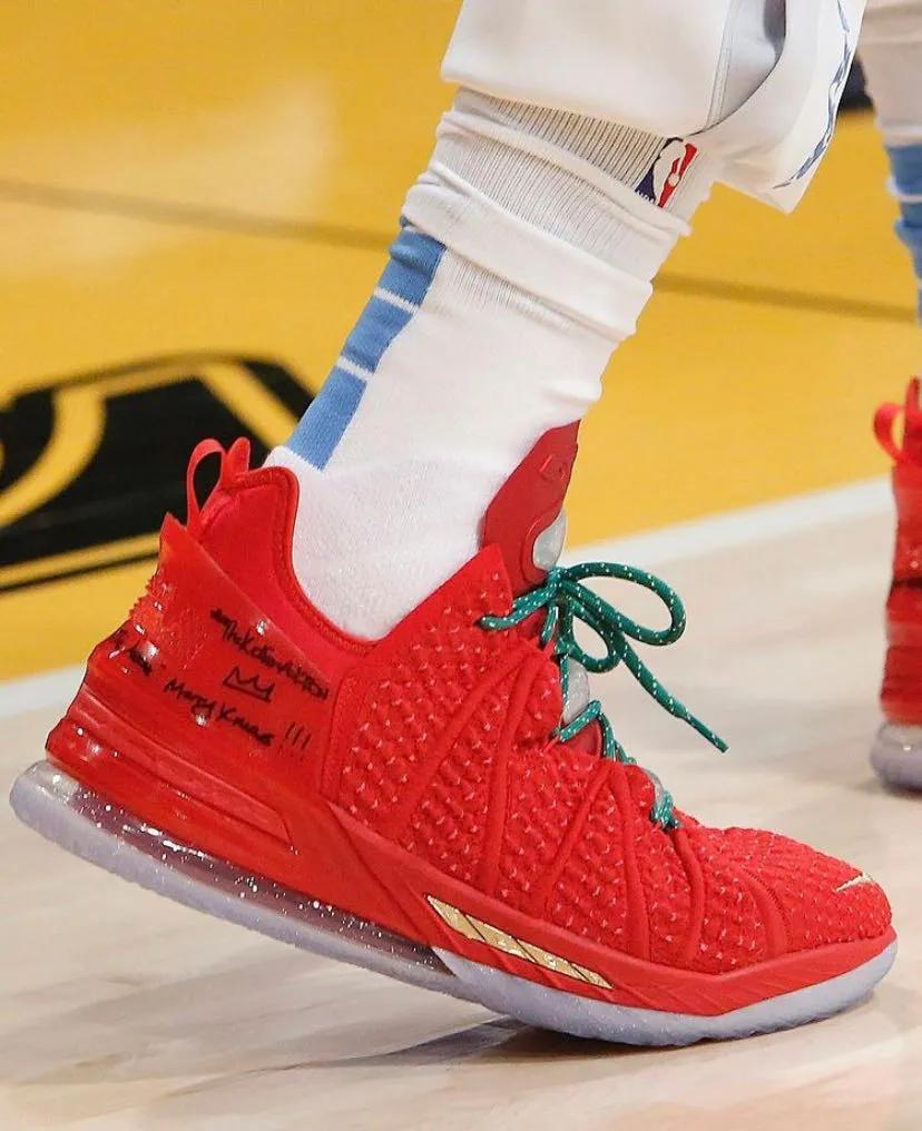 詹姆斯上脚安踏,nba球星上脚的安踏