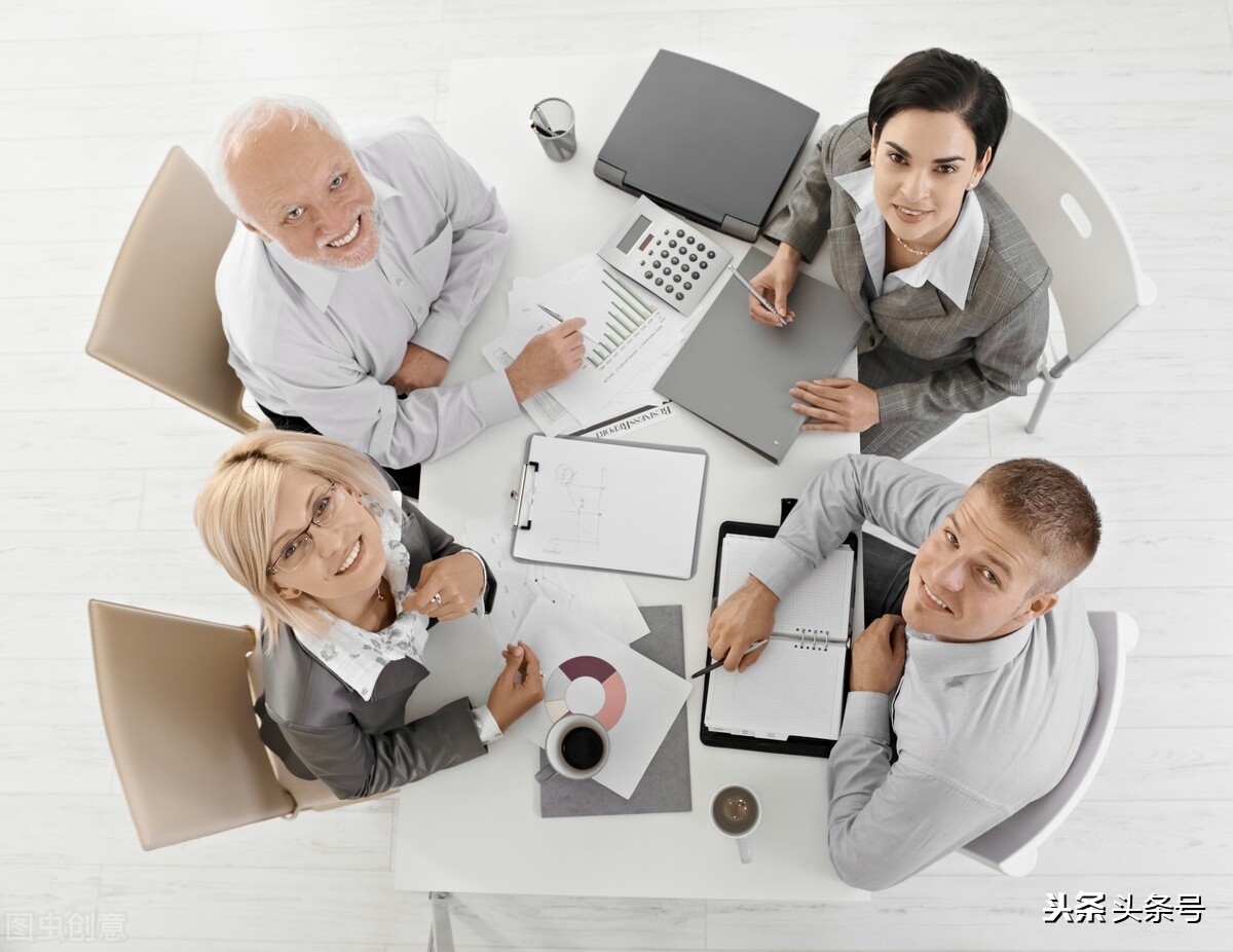 把例会开成了“过堂会”或“一言堂”，这有一招，开会特有效率