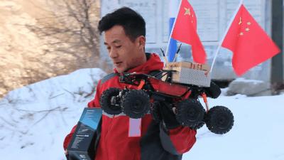 路上结冰怎么送外卖,冬天下雪路滑外卖小哥怎么送餐