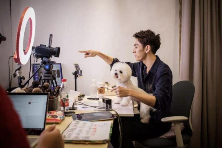 直播间人气上升主播心态怎么办,主播怎样应对直播间各种数据