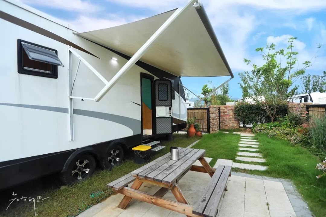 房车露营旅行推荐,自驾出游露营野炊房车营地