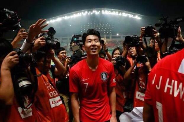 亚洲杯点球争议,新华社为国足辟谣