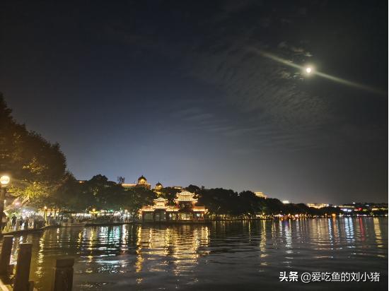 南方景色巅峰！饱含人间风雅的西湖到底有多美？