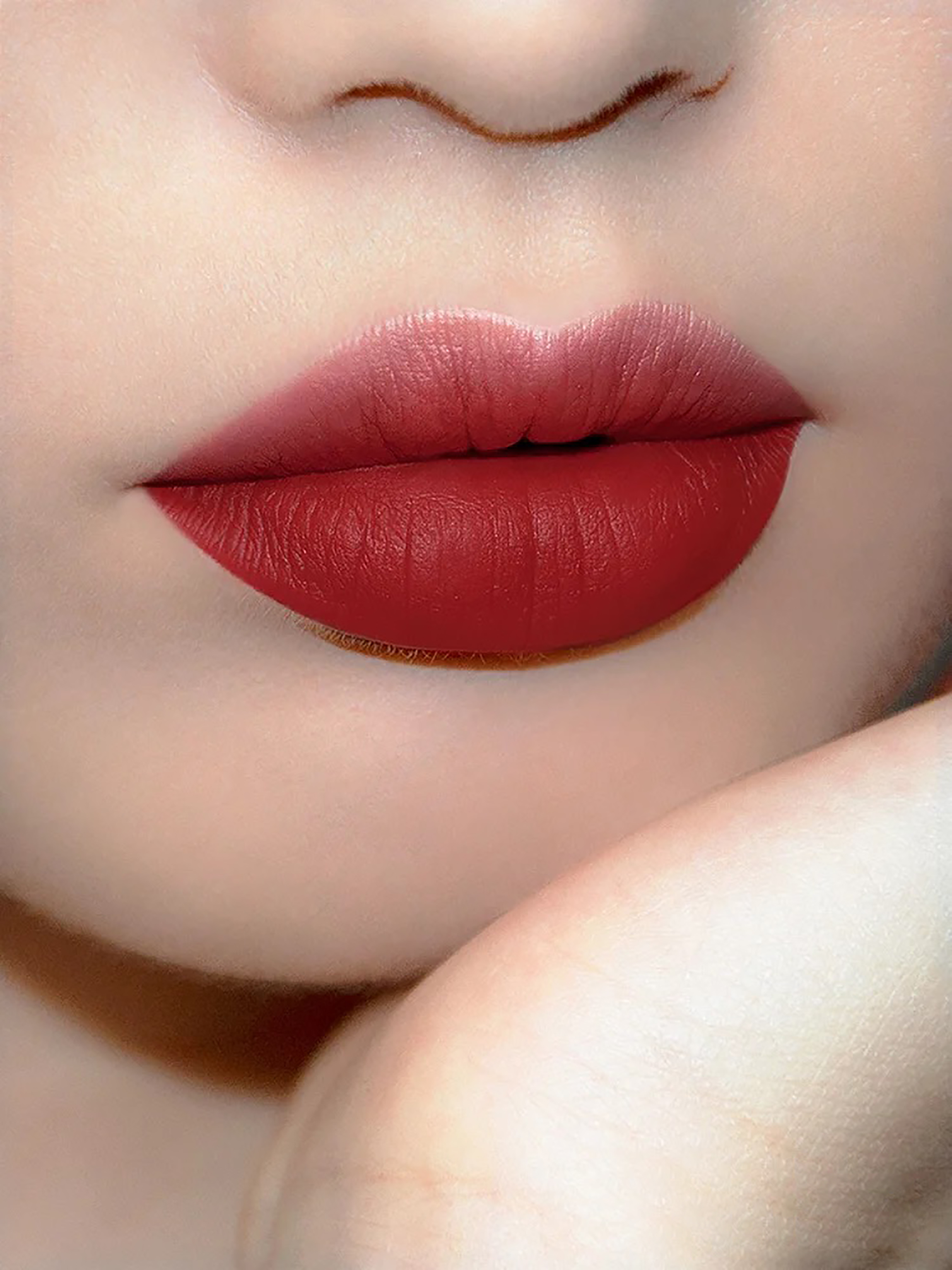 显色高贵的哑光大牌色号,适合日常的大牌经典色号