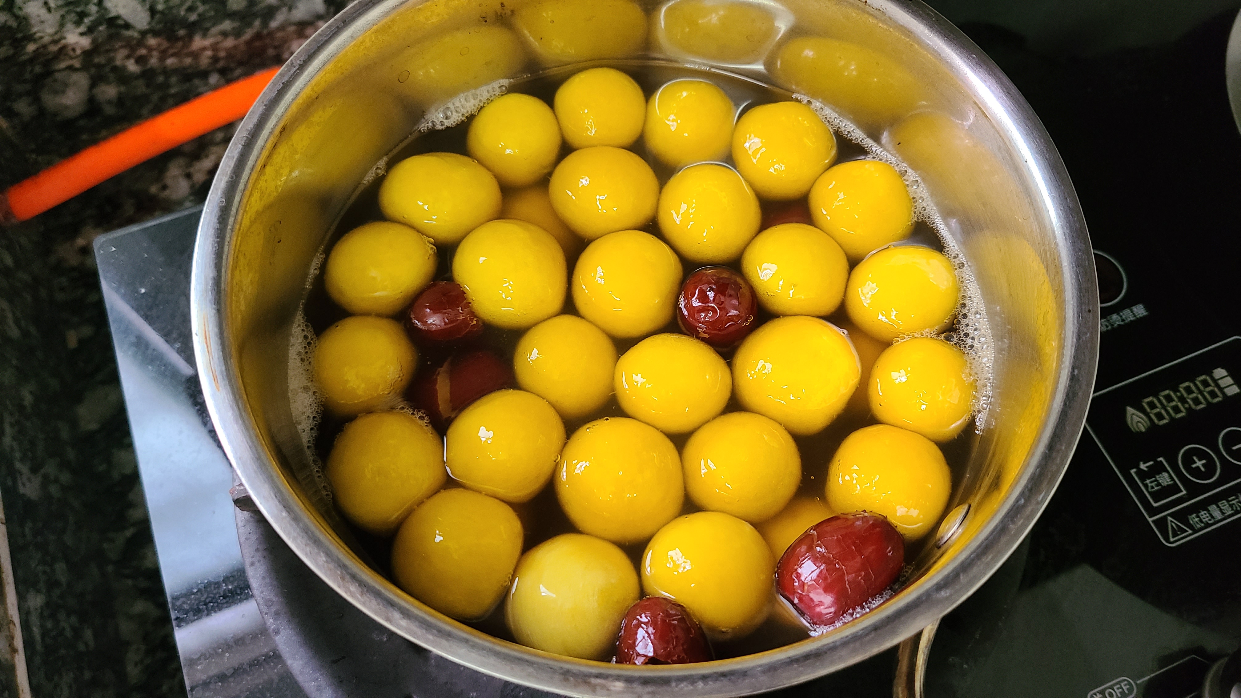 冬天广东正宗粤式糖水,广东秋冬糖水怎么做