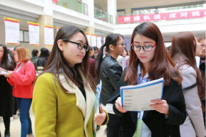 张雪峰谈四级计算机证书作用,张雪峰评价计算机二级证