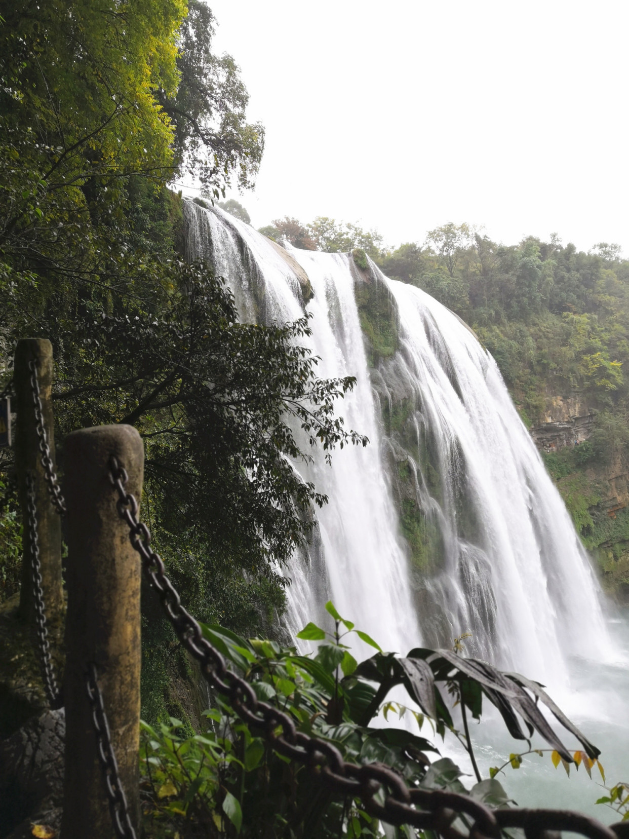 冬季的黄果树瀑布,冬季黄果树瀑布要带雨衣吗