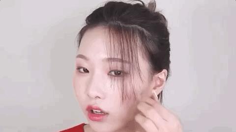 碎发刘海减龄还是八字刘海减龄,碎发刘海和胎毛刘海哪个好看