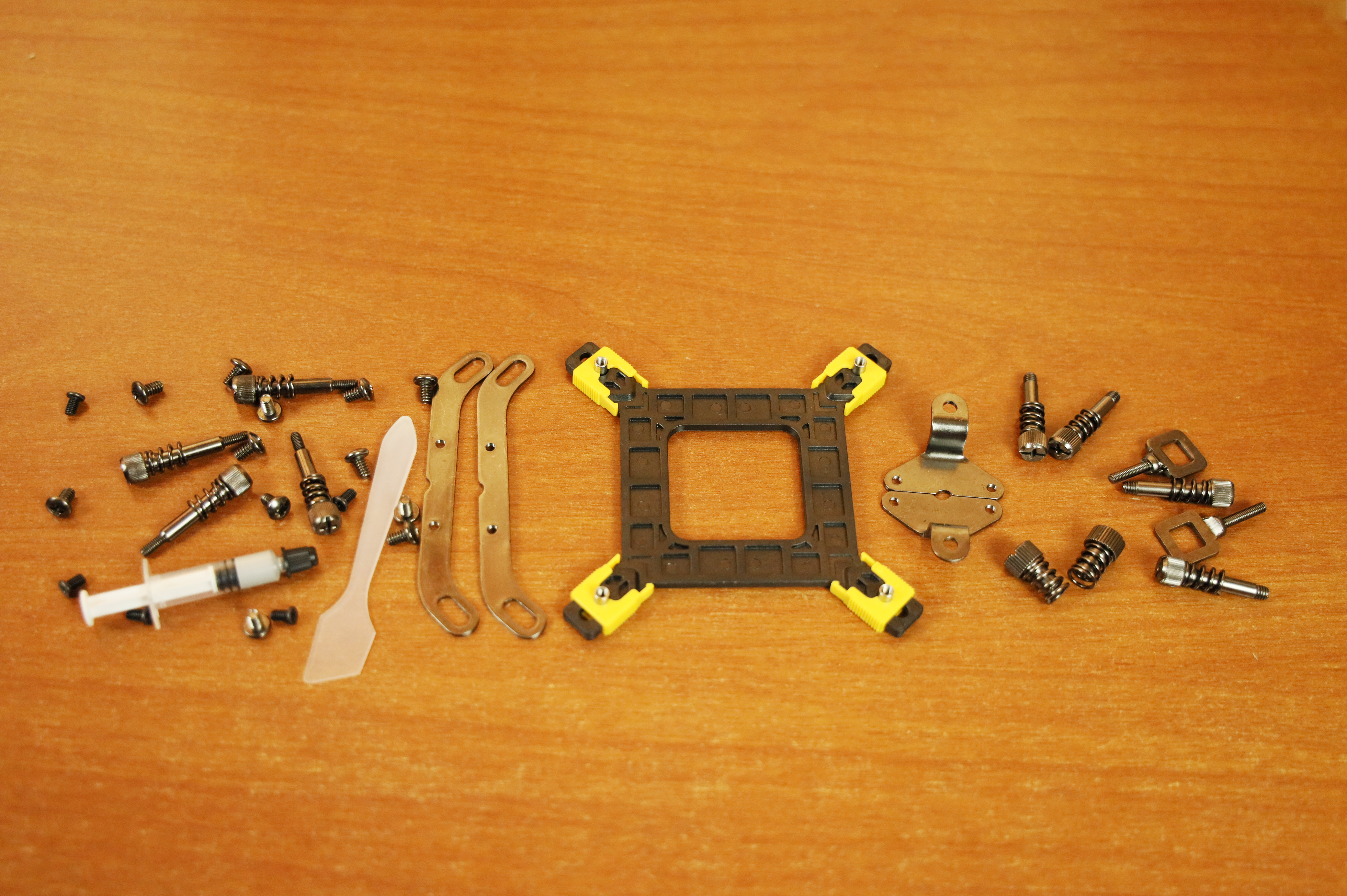 机箱加装风扇后开机f1,360水冷机箱炫酷