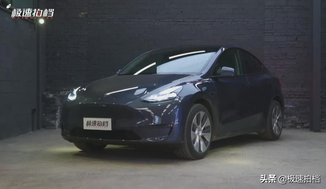 喜忧参半的原视频,胖哥试驾特斯拉modely