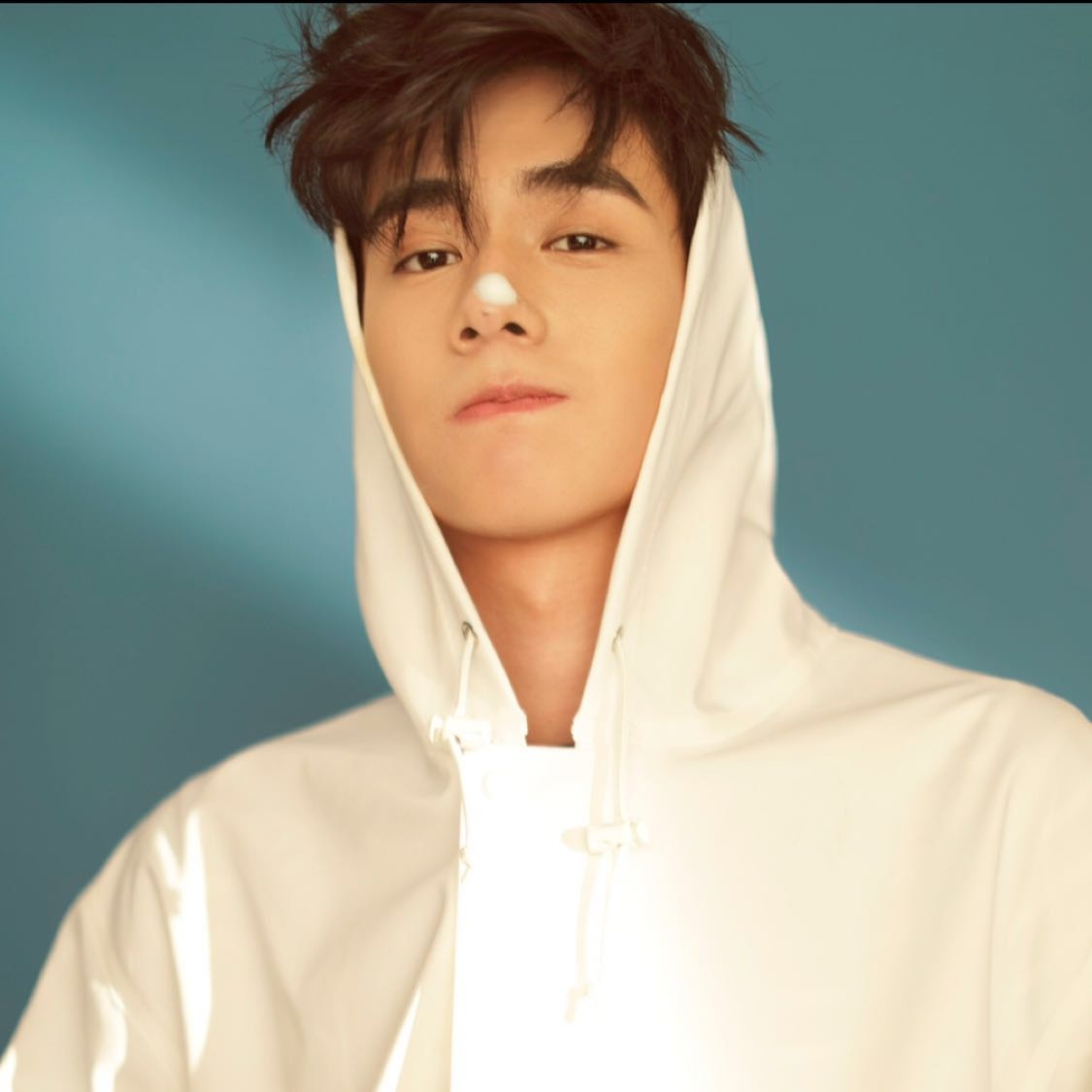 杨紫蜜汁炖鱿鱼路透,杨紫新剧定档湖南台又喜提爆款剧