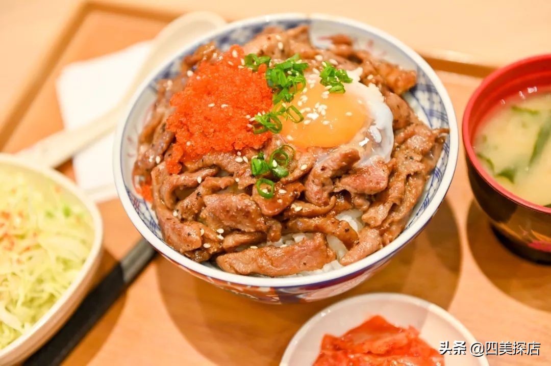 中心广场美食推荐下午茶 (一日三餐美食广场)