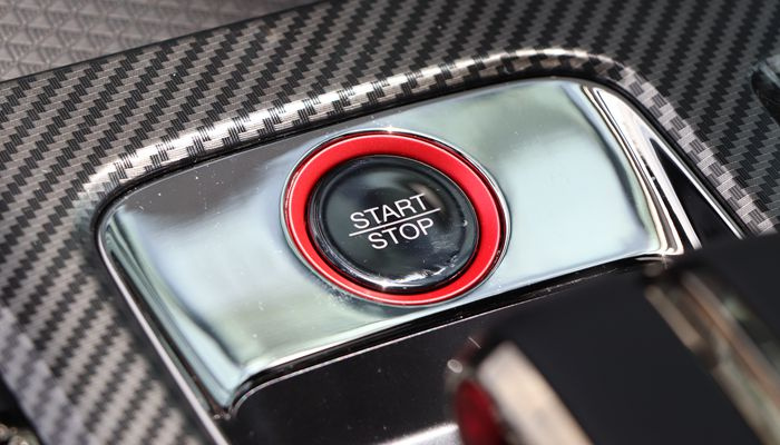 传祺影豹运动版深度测评,传祺影豹j15和j16有什么区别