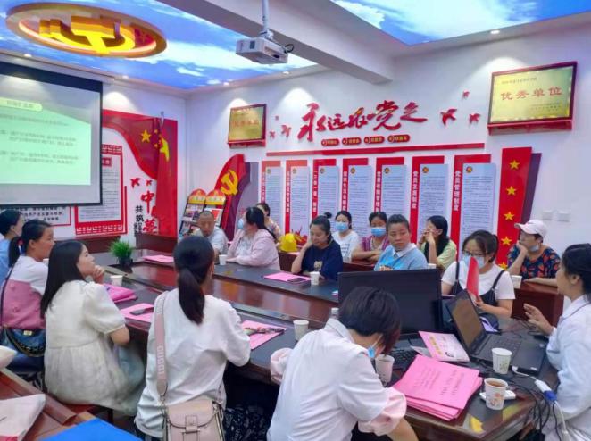 发展共识凝聚追赶超越的伟力兴平市妇幼保健院计划生育服务中心“我为群众办实事”综述