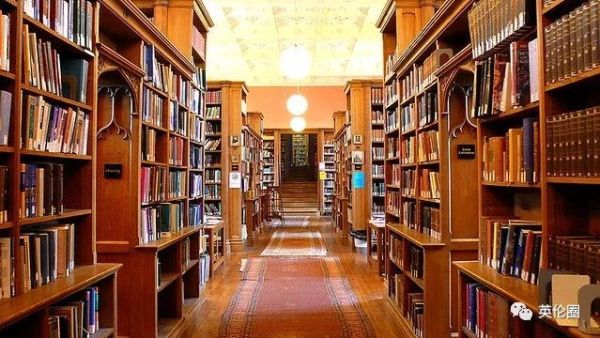 一年48万，奶茶妹妹要读剑桥MBA？这张学生卡信息量也太大