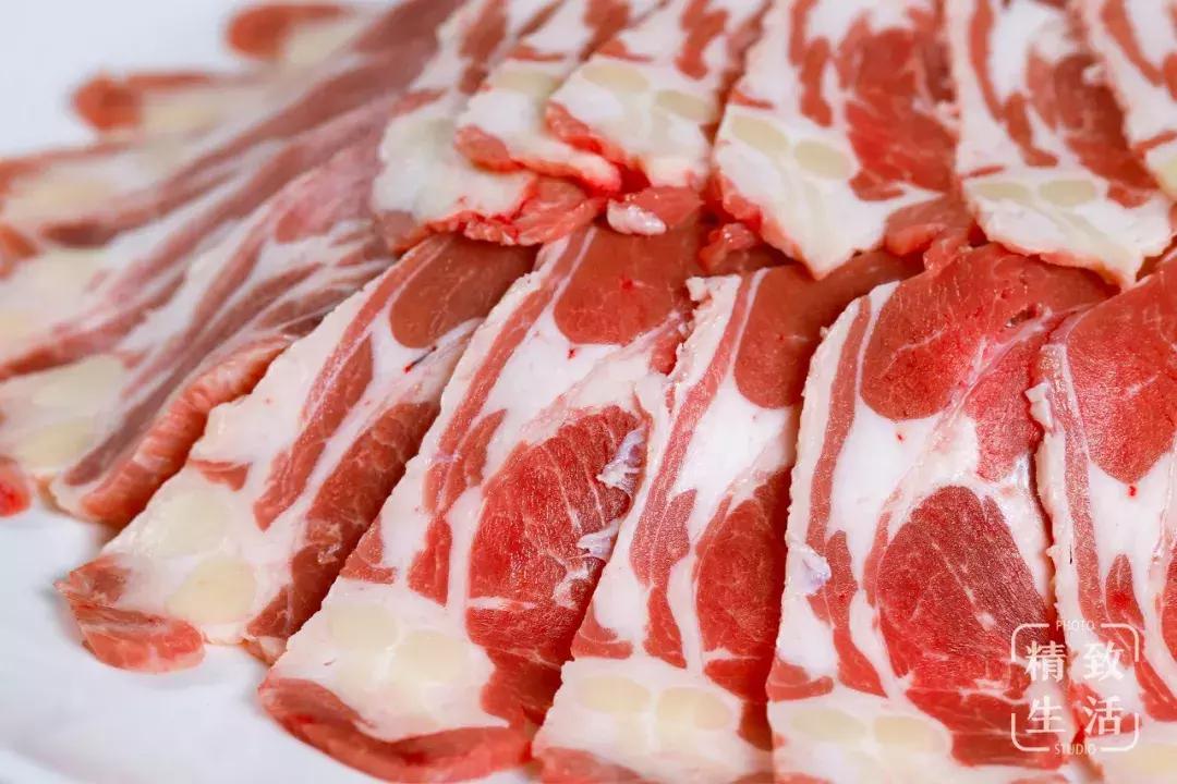 300公里外的“海鲜世家”登陆浦东！想吃要等8小时……